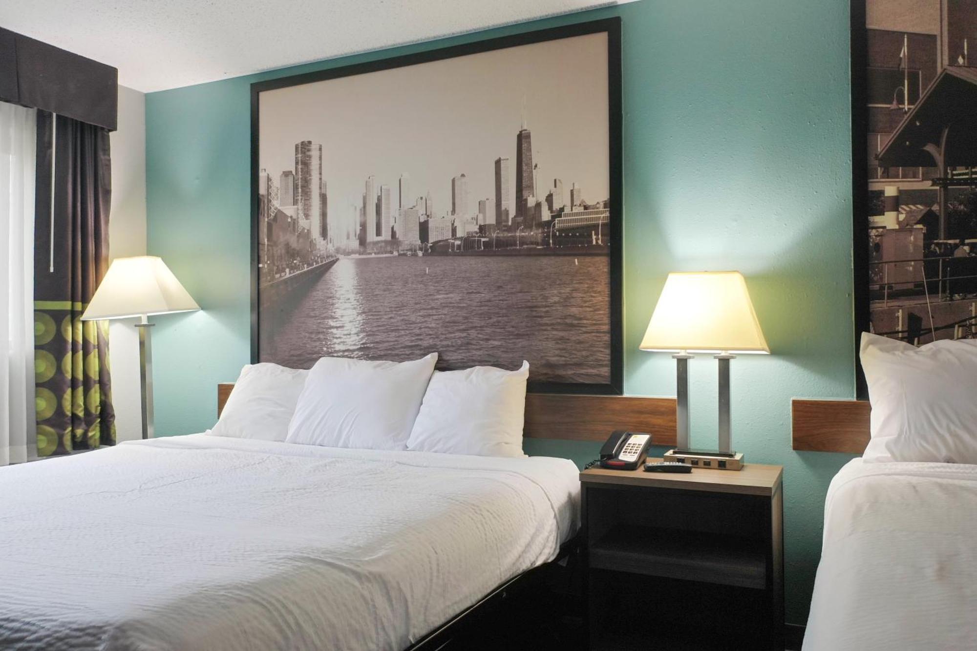 Super 8 By Wyndham I-90 Casino District Hotel 2*